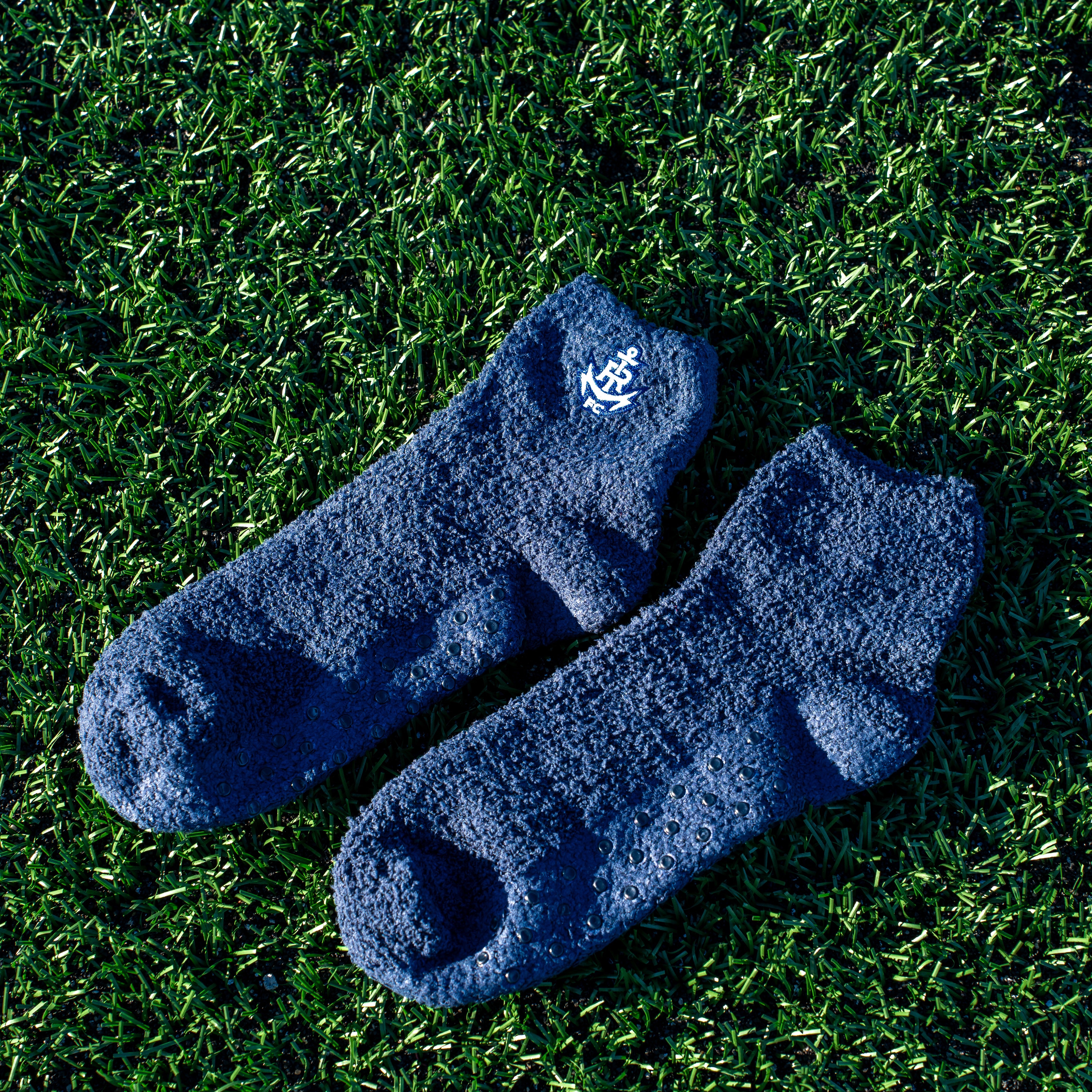 CREST FUZZY SOCKS